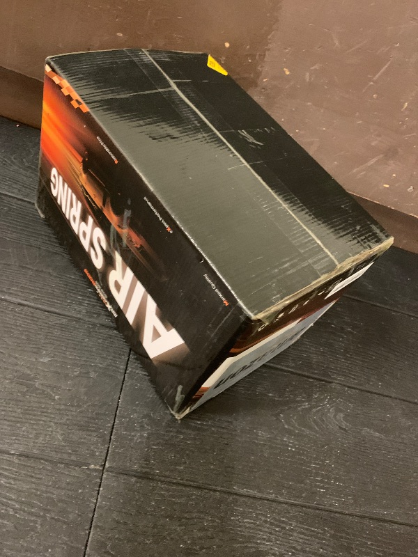 Photo 1 of maXpeedingrods 5000 lbs Replacement Air Helper Spring Bags with Air Fittings, Universal for Ford Dodge Chevy GMC Trucks, G 1/8" Single Air Port, 2 Packs