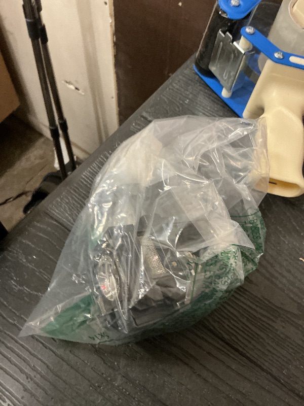 Photo 1 of COOBAN ELPLP96 /V13H010L96 Replacement Projector Lamp Bulb with Housing for Epson VS250 VS355 VS350 EX5260 EH-TW650 EB-S41 Powerlite Home Cinema 2150 /Powerlite Home Cinema 1060 2100 660 760 760HD