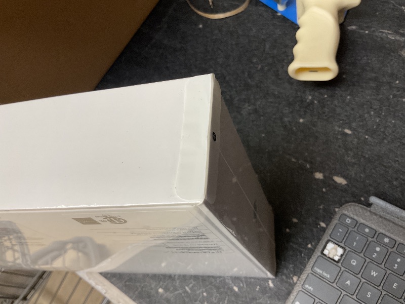 Photo 1 of 2020 Apple MacBook Air Laptop: Apple M1 Chip, 13” Retina Display, 8GB RAM, 256GB SSD Storage, Backlit Keyboard, FaceTime HD Camera, Touch ID. Works with iPhone/iPad; Silver