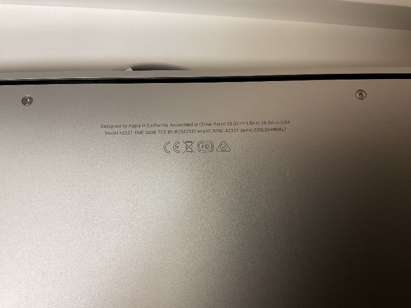 Photo 1 of 2020 Apple MacBook Air Laptop: Apple M1 Chip, 13” Retina Display, 8GB RAM, 256GB SSD Storage, Backlit Keyboard, FaceTime HD Camera, Touch ID. Works with iPhone/iPad; Silver