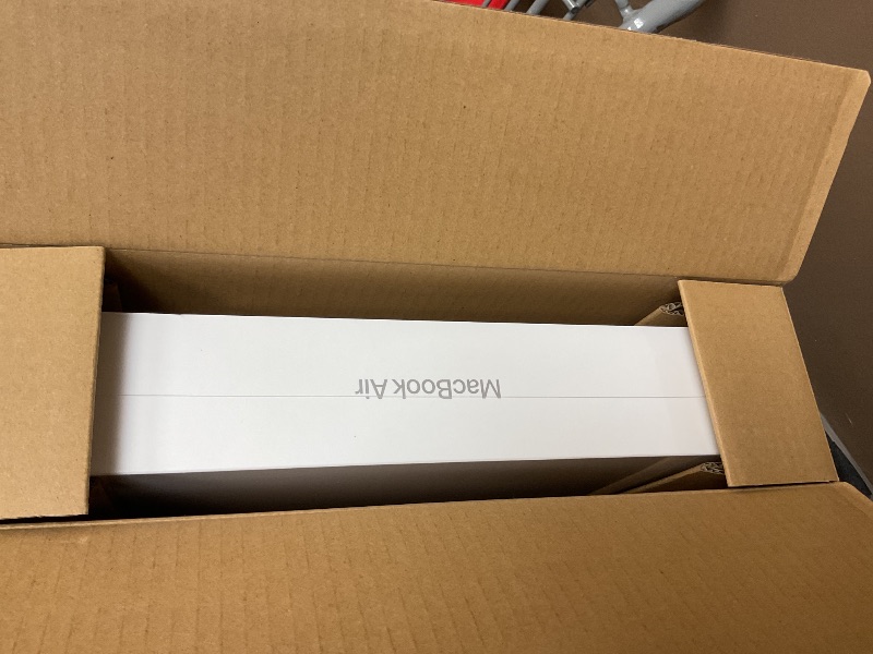 Photo 1 of 2020 Apple MacBook Air Laptop: Apple M1 Chip, 13” Retina Display, 8GB RAM, 256GB SSD Storage, Backlit Keyboard, FaceTime HD Camera, Touch ID. Works with iPhone/iPad; Silver