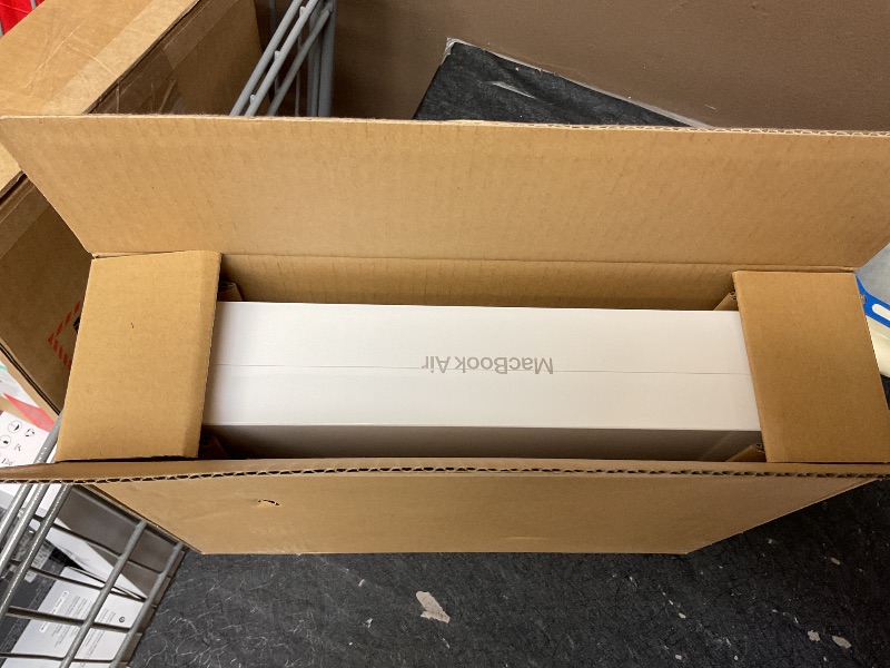 Photo 1 of 2020 Apple MacBook Air Laptop: Apple M1 Chip, 13” Retina Display, 8GB RAM, 256GB SSD Storage, Backlit Keyboard, FaceTime HD Camera, Touch ID. Works with iPhone/iPad; Silver