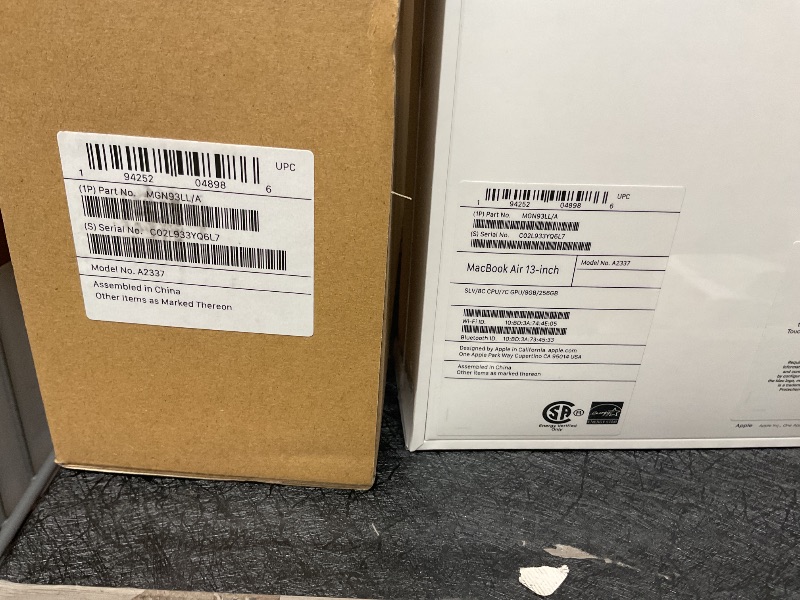 Photo 1 of 2020 Apple MacBook Air Laptop: Apple M1 Chip, 13” Retina Display, 8GB RAM, 256GB SSD Storage, Backlit Keyboard, FaceTime HD Camera, Touch ID. Works with iPhone/iPad; Silver