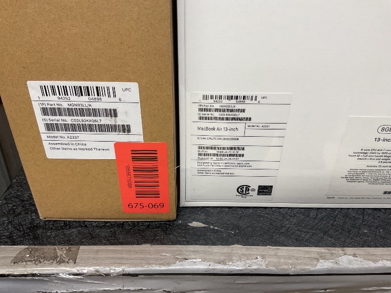 Photo 1 of 2020 Apple MacBook Air Laptop: Apple M1 Chip, 13” Retina Display, 8GB RAM, 256GB SSD Storage, Backlit Keyboard, FaceTime HD Camera, Touch ID. Works with iPhone/iPad; Silver