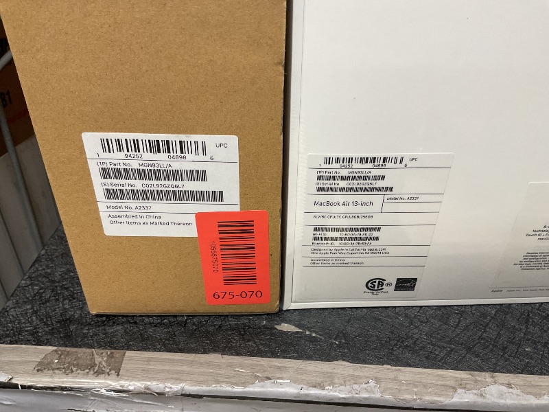 Photo 1 of 2020 Apple MacBook Air Laptop: Apple M1 Chip, 13” Retina Display, 8GB RAM, 256GB SSD Storage, Backlit Keyboard, FaceTime HD Camera, Touch ID. Works with iPhone/iPad; Silver