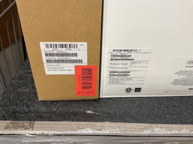 Photo 1 of 2020 Apple MacBook Air Laptop: Apple M1 Chip, 13” Retina Display, 8GB RAM, 256GB SSD Storage, Backlit Keyboard, FaceTime HD Camera, Touch ID. Works with iPhone/iPad; Silver