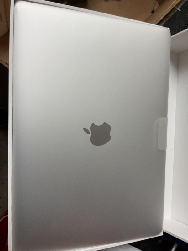 Photo 1 of 2020 Apple MacBook Air Laptop: Apple M1 Chip, 13” Retina Display, 8GB RAM, 256GB SSD Storage, Backlit Keyboard, FaceTime HD Camera, Touch ID. Works with iPhone/iPad; Silver