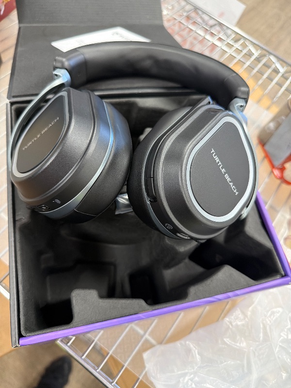 Photo 1 of Turtle Beach Stealth 700 Wireless Gaming Headset for Xbox, PS5, PC, Mobile | Xbox Series X|S, Xbox One, PlayStation, Multiplatform, Bluetooth, 60mm Dual Drivers, 80-Hr Battery, Flip-to-Mute Mic, Black