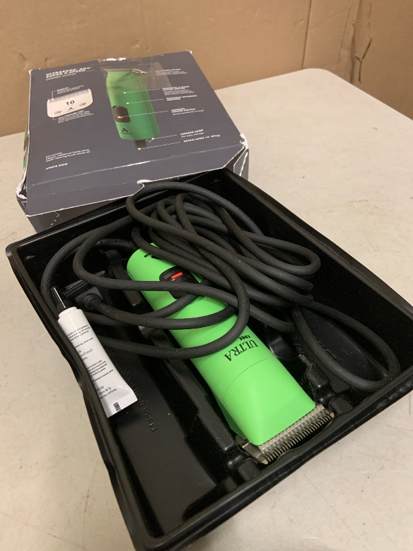 Photo 1 of Andis Professional UltraEdge Super 2-Speed Detachable Blade Dog/Pet Clipper, Rotary Motor with Shatter-Proof Housing, Runs Calm & Silent, 14-Inch Cord, for All Dog Coats & Breeds, 120 Volts, Green