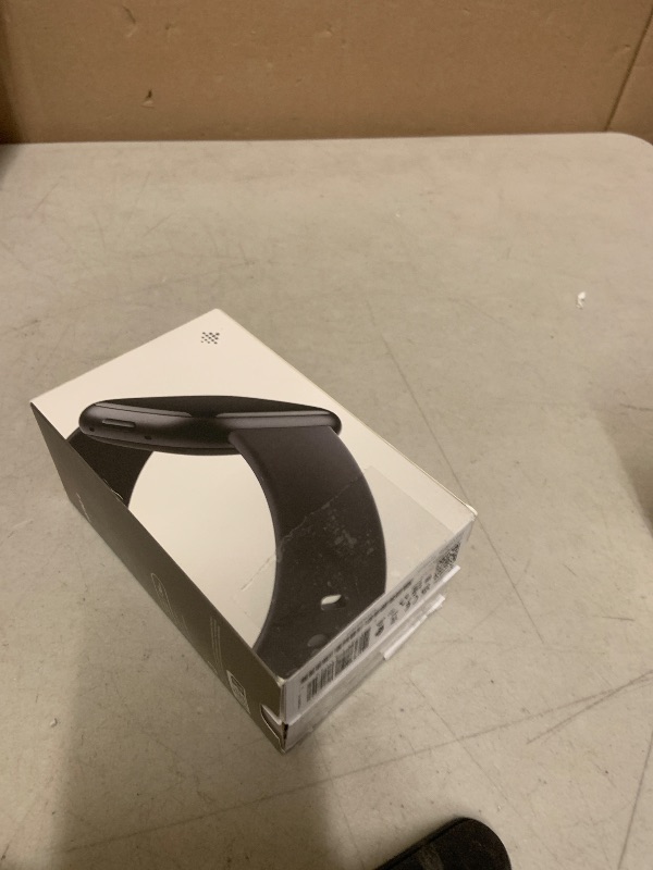 Photo 1 of Fitbit Versa 4 Fitness Smartwatch with Daily Readiness, GPS, 24/7 Heart Rate, 40+ Exercise Modes, Sleep Tracking and more, Black/Graphite, One Size (S & L Bands Included)810073611450
