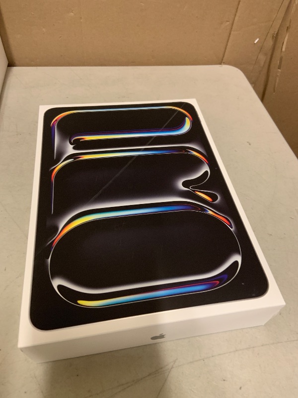 Photo 1 of Apple iPad Pro 11-inch (M5): Ultra Retina XDR Display, 1TB, Landscape 12MP Front Camera/12MP Back Camera, LiDAR Scanner, Wi-Fi 7 with Apple N1, Face ID, All-Day Battery Life — Silver