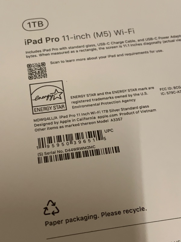 Photo 1 of Apple iPad Pro 11-inch (M5): Ultra Retina XDR Display, 1TB, Landscape 12MP Front Camera/12MP Back Camera, LiDAR Scanner, Wi-Fi 7 with Apple N1, Face ID, All-Day Battery Life — Silver