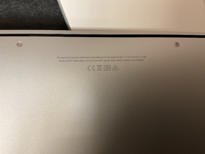 Photo 1 of 2020 Apple MacBook Air Laptop: Apple M1 Chip, 13” Retina Display, 8GB RAM, 256GB SSD Storage, Backlit Keyboard, FaceTime HD Camera, Touch ID. Works with iPhone/iPad; Silver