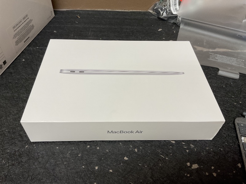 Photo 1 of 2020 Apple MacBook Air Laptop: Apple M1 Chip, 13” Retina Display, 8GB RAM, 256GB SSD Storage, Backlit Keyboard, FaceTime HD Camera, Touch ID. Works with iPhone/iPad; Silver