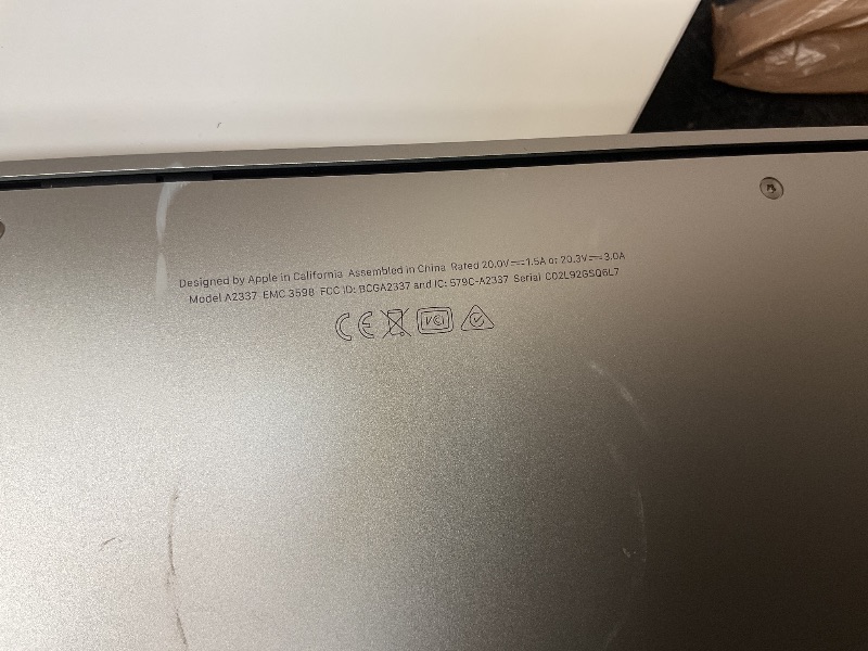 Photo 1 of 2020 Apple MacBook Air Laptop: Apple M1 Chip, 13” Retina Display, 8GB RAM, 256GB SSD Storage, Backlit Keyboard, FaceTime HD Camera, Touch ID. Works with iPhone/iPad; Silver
