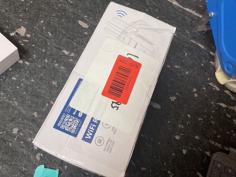 Photo 1 of WiFi Extender 300mb/s Paleoer 2024