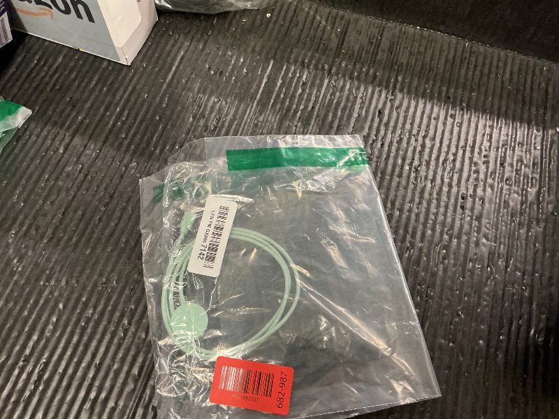 Photo 1 of ???? ???????? Magnetic Charging Cable for Apple Watch Charger,[USB C Port] Wireless Charging Cable Compatible with iWatch Series Ultra/10/9/8/7/6/SE/SE2/5/4/3/2[3.3FT/1M],Green