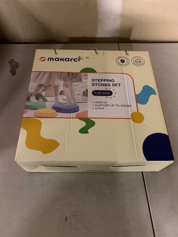 Photo 1 of makarci Stepping Stones for Kids, 5pcs Non-Slip Plastic Balance Stones, Promoting Children's Coordination Skills Sensory Play Equipment, Toddler Toys for Age 3 4 5 6 7 8 Years