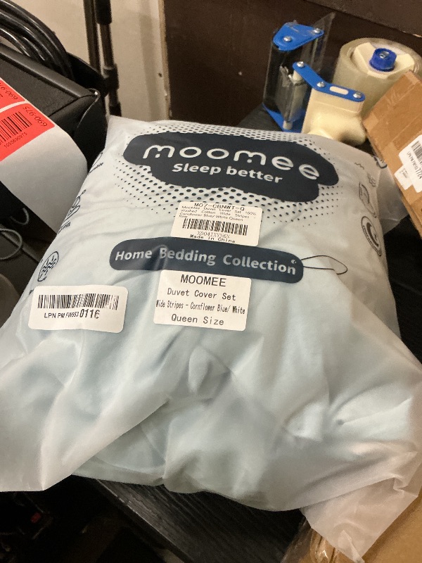 Photo 1 of MooMeeDuvet Cover Set 100% Washed Cotton Linen Like Textured Breathable Durable Soft Comfy (Cornflower Blue White Wide Stripes, Queen 90"x90")