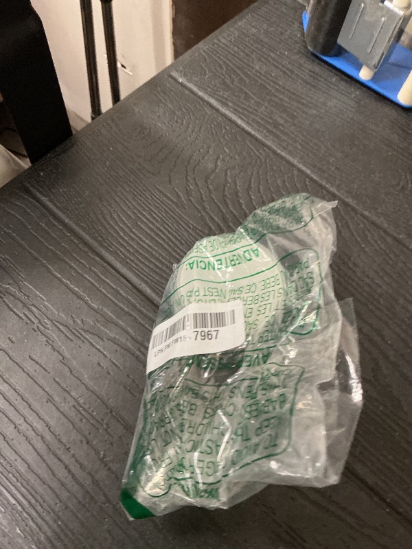 Photo 1 of R+Co Badlands Dry Shampoo Paste | Part Dry Shampoo, Part Styling Paste | Adds Texture, Absorbs Oil, Matte Finish | 2.2 oz