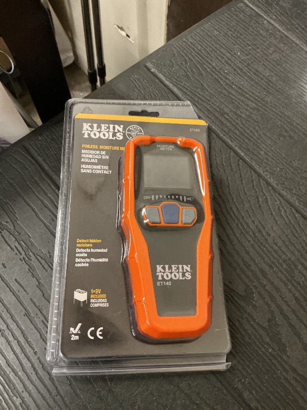 Photo 1 of Klein Tools ET140 Pinless Moisture Meter for Non-Destructive Moisture Detection in Drywall, Wood, and Masonry; Detects up to 3/4-Inch Below Surface