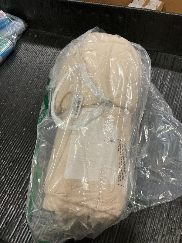 Photo 1 of Ameritex Waterproof Blanket Reversible Dog Bed Cover Pet Blanket for Furniture Bed Couch Sofa