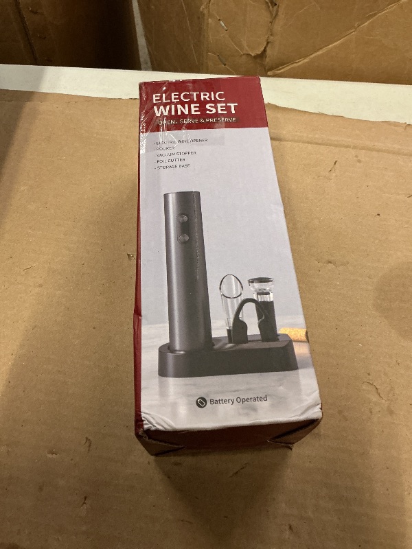 Photo 1 of 1Pcs Electric Wine Opener Set Efficient Wine Bottle Opener Set with Stand Foil Cutter Wine Pourer Vacuum Stopper Practical Wine Corkscrew Set for Home Party Bar Outdoor
