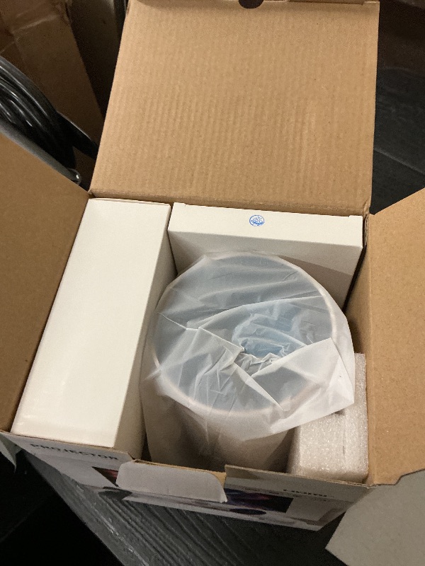 Photo 1 of [Electric Focus]Mini Portable Projector with 4K Support, Bluetooth 5.4 WIFI6, 5watt Sound Base Speaker, 260 ANSI, Android 11, 210° Rotation , Auto Keystone Correction Video Projector HY300 PLUS