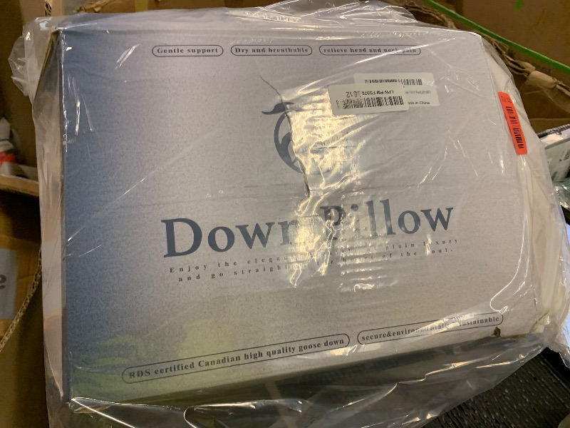 Photo 1 of Luxury Canadian White Goose Down Pillow King Size- 900+ Fill Power, 600 Thread Count Cotton Shell, Soft Down Pillows for Sleeping, Hotel Collection Pillow for Neck Pain Relief (1 Pack, 20"x36")