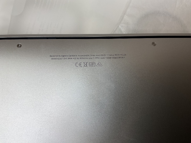 Photo 1 of 2020 Apple MacBook Air Laptop: Apple M1 Chip, 13” Retina Display, 8GB RAM, 256GB SSD Storage, Backlit Keyboard, FaceTime HD Camera, Touch ID. Works with iPhone/iPad; Silver