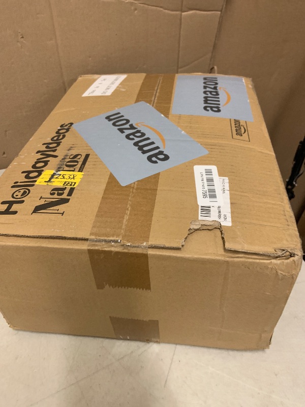 Photo 1 of HolidayIdeas 60 Inch Pink Spandex Round Table Skirts,Fitted Stretch Tablecloths for Round 5 ft Table, Wrinkle-Free Ruffle Design Tablecloths for Banquets,Trade Shows, Parties, Events, 6 Pcs