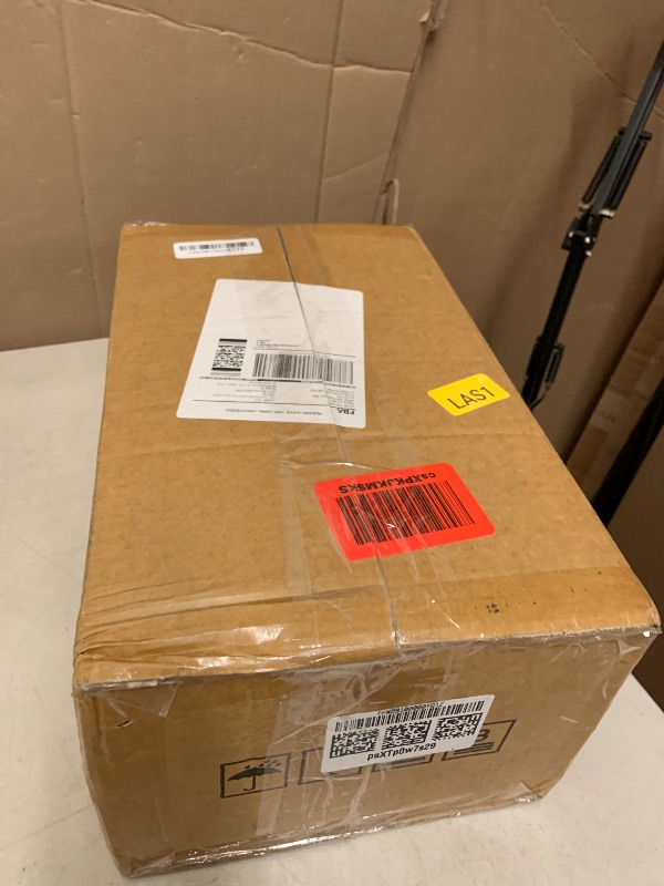 Photo 1 of 3000W Power Inverter 12V DC to 110V/120V AC Converter for RV/Truck/Boat/Camping/Off-Grid Solar Car Power Inverter Peak Power 6000W with 3 AC Outlets,USB & Type-C Port, Remote Controller & LCD Screen