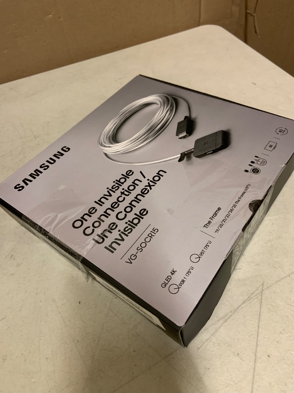 Photo 1 of Samsung 15m One Invisible Connect Cable for QLED 4K & The Frame TVs (Model) - White - VG-SOCR15/ZA