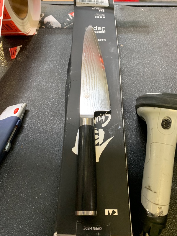 Photo 1 of *DAMAGED** Shun Classic - 7" Asian Cook's Knife