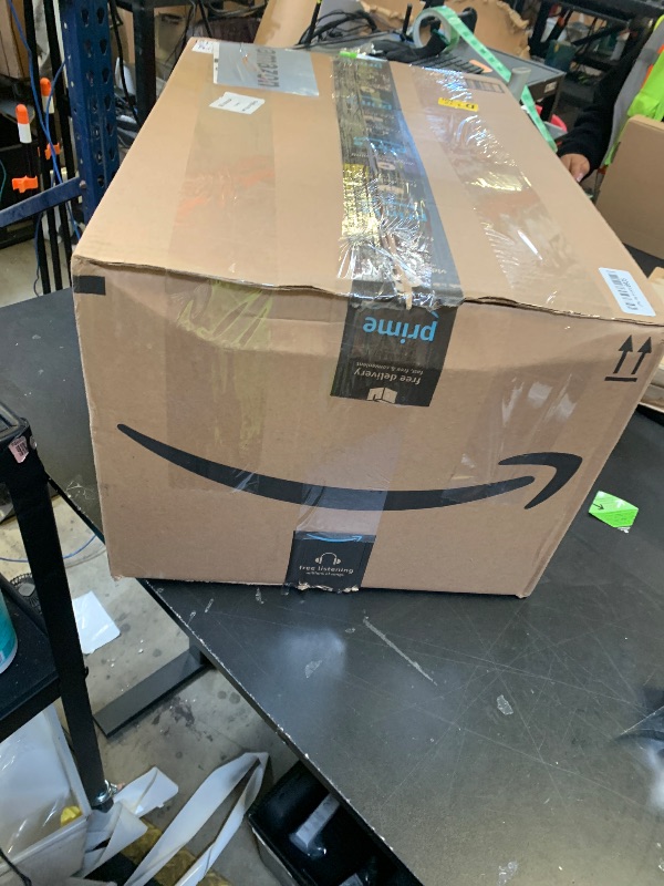 Photo 1 of LLanCL 3D Jacquard Design Comforter Set, Ultra-Soft Warm King Size Sherpa Fur Plush 3-Pieces Sets Luxury Cozy Bedding with 2 Pillowcases (104"x90", Beige)