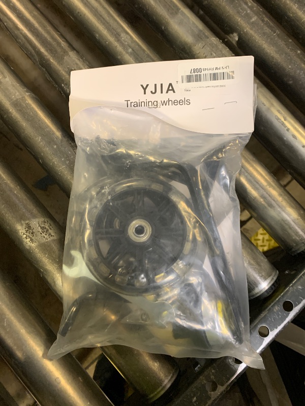 Photo 1 of training wheels