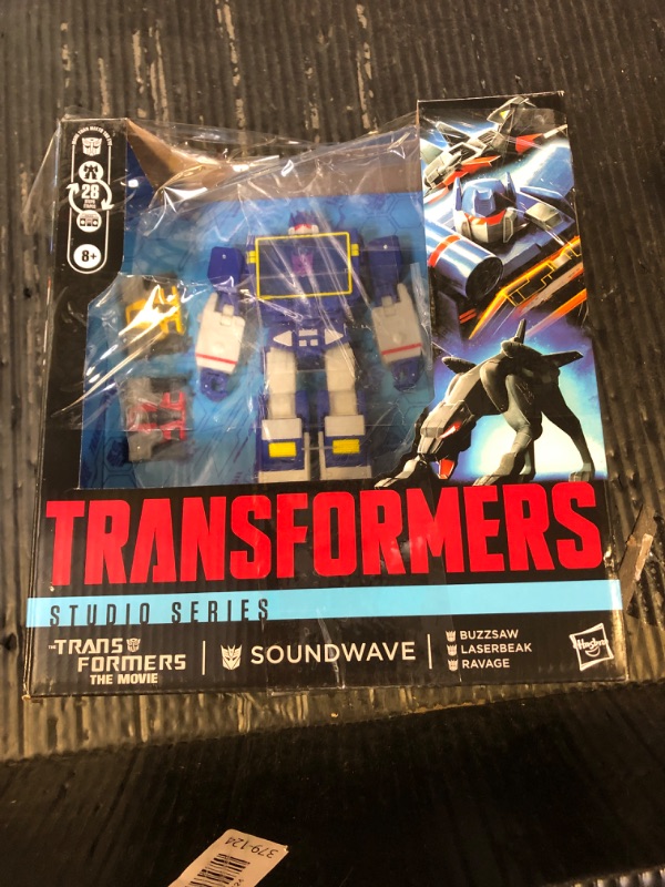Photo 1 of Transformers Studio Series Leader Class The The Movie Soundwave 6.5-Inch Converting Action Figure, Robot Toys for Ages 8+