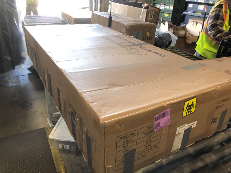 Photo 1 of THERUN Incline Treadmill, Treadmills for Running and Walking, 300 lbs Weight Capacity Folding Treadmill with 0-15% Auto Incline, Wide Belt, 3.5HP, App, Heart Rate, Red