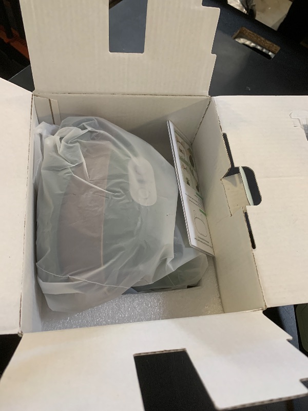 Photo 1 of BTUASSDY Shoulder Hand Neck Massager Fingers with Heat Simulated Human Hand Design Masajeador De Espalda Y Cuello for Pain Relief Deep Tissue and Back Pain Relief-Green