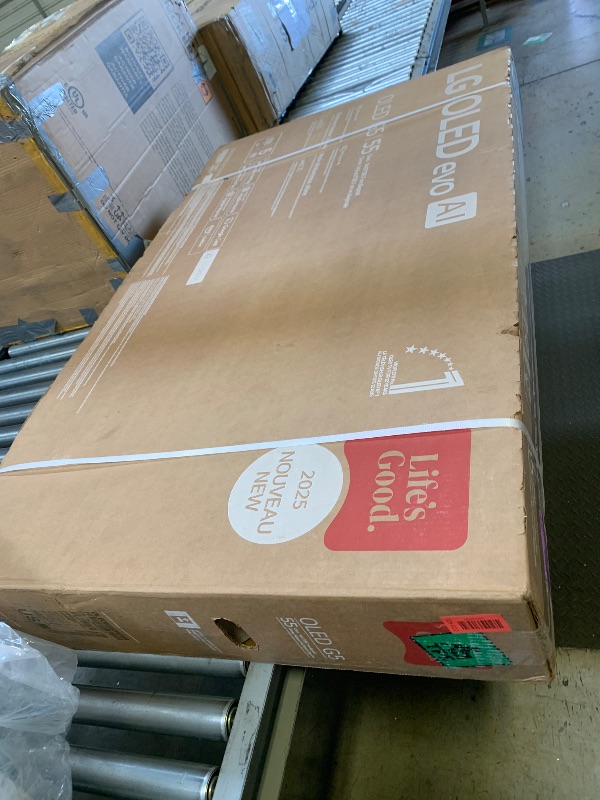 Photo 1 of LG 55-Inch Class OLED evo AI 4K G5 Series Smart TV w/Dolby Atmos, Dolby Vision, HDR10, AI Super Upscaling 4K, Filmmaker Mode, Wow Orchestra, Alexa Built-in (OLED55G5WUA, 2025)