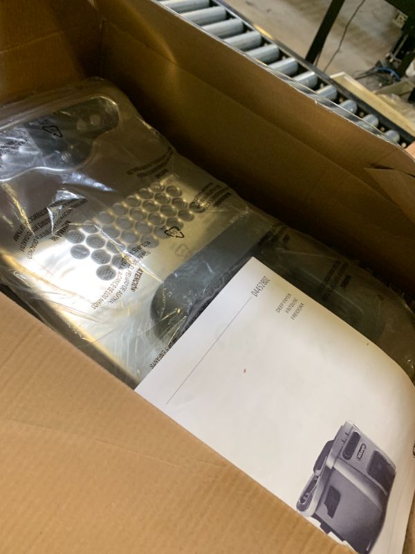 Photo 1 of De’Longhi Livenza Deep Fryer with EasyClean System, Cool Zone, Adjustable Thermostat, Dishwasher-Safe Parts, Large Capacity, Easy Oil Draining, Stainless Steel