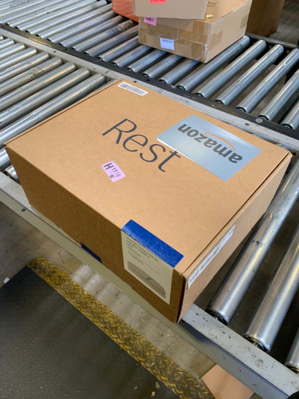 Photo 1 of REST® Evercool® Cooling Comforter, King/Cali King, Blanket for Hot Sleepers, All Season Bedding to Keep Cool for Night Sweats, Breathable Lightweight Blanket, 106x90 Inches, Snow Ivory