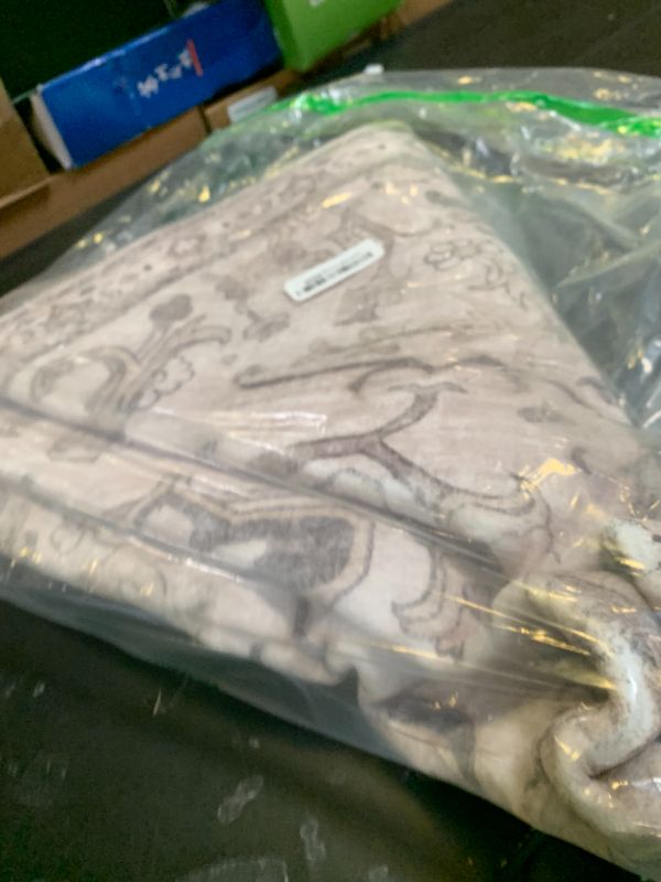 Photo 1 of jinchan Round Rug 4ft Area Rug Indoor Vintage Floral Circle 4' Washable Ultra-Thin Low Pile Soft Small Non Slip Distressed Print for Living Room Dining Room Bedroom Entryway Taupe