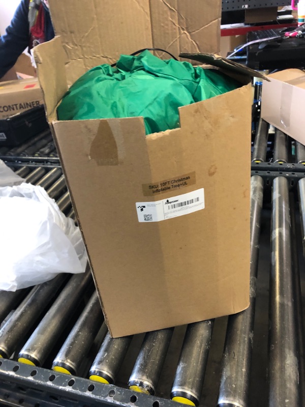 Photo 1 of Alupssuc 10FT Inflatable Christmas Tree Decorations Outdoor with Built-in LEDs Lights, Blow Up Santa Claus Tree with 4 Gift Boxes Outside/Indoor Xmas for Yard, Garden, Lawn, Party, Holiday Decor