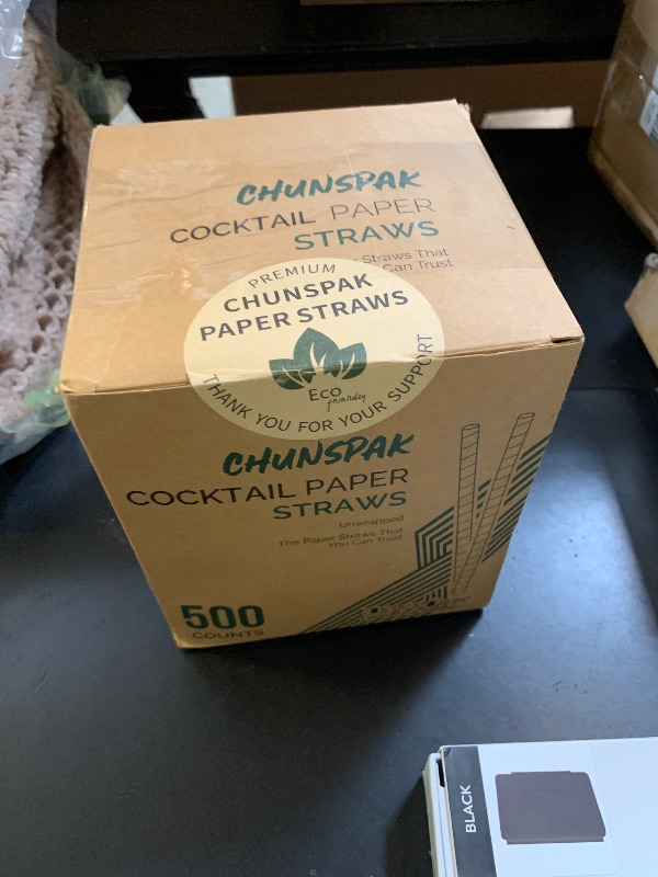 Photo 1 of [500 Counts] Chunspak 5.75 inch Disposable Red White Striped Small Paper Straws for Cocktail, Coffee and Short Drinks - Eco-friendly