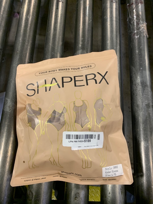 Photo 1 of Shaperx L/XL