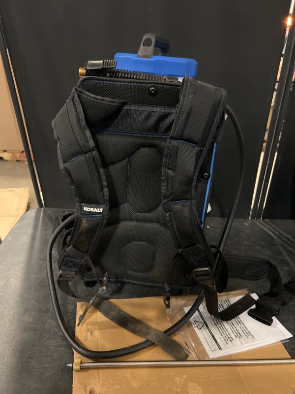 Photo 1 of Kobalt 4-Gallon 40-volt Battery Operated Plastic Backpack Sprayer with Adjustable Spray Pattern
