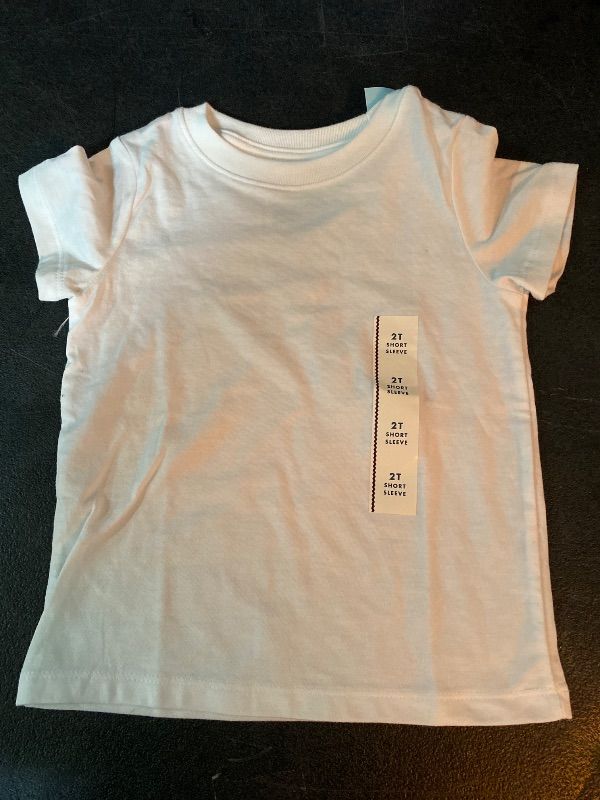 Photo 1 of 2T Toddler Boys Short Sleeve Solid T-Shirt