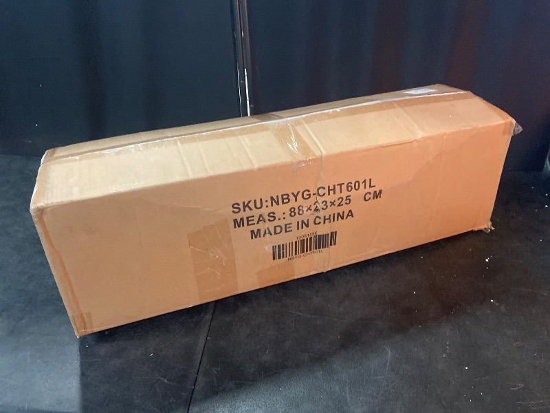 Photo 1 of 6ft Snow Flocked Christmas Tree Premium Hinged Artificial Pine Tree,Xmas Tree Metal Stand and 800 Lush Branch Tips Holiday Decorate, Easy to Assemble, White