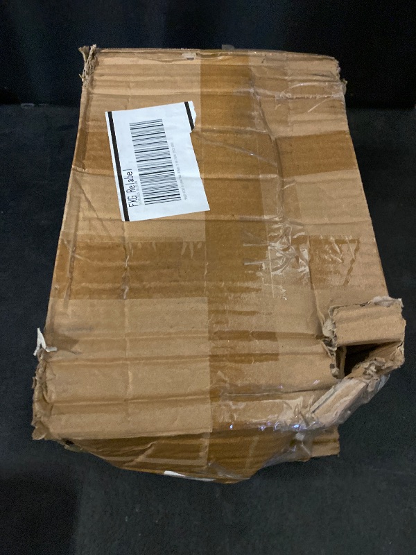 Photo 1 of Husqvarna 362 365 371 372 372XP Chainsaw Crankcase Assembly With Gasket